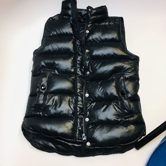 NWOT J Crew puffer vest - Picture 2 of 6